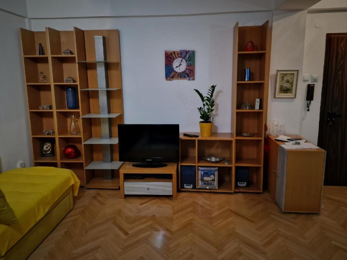 Spectacular Apartment In Skopje, City Mall Area Exterior foto