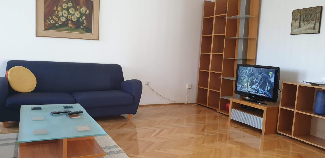 Spectacular Apartment In Skopje, City Mall Area Exterior foto